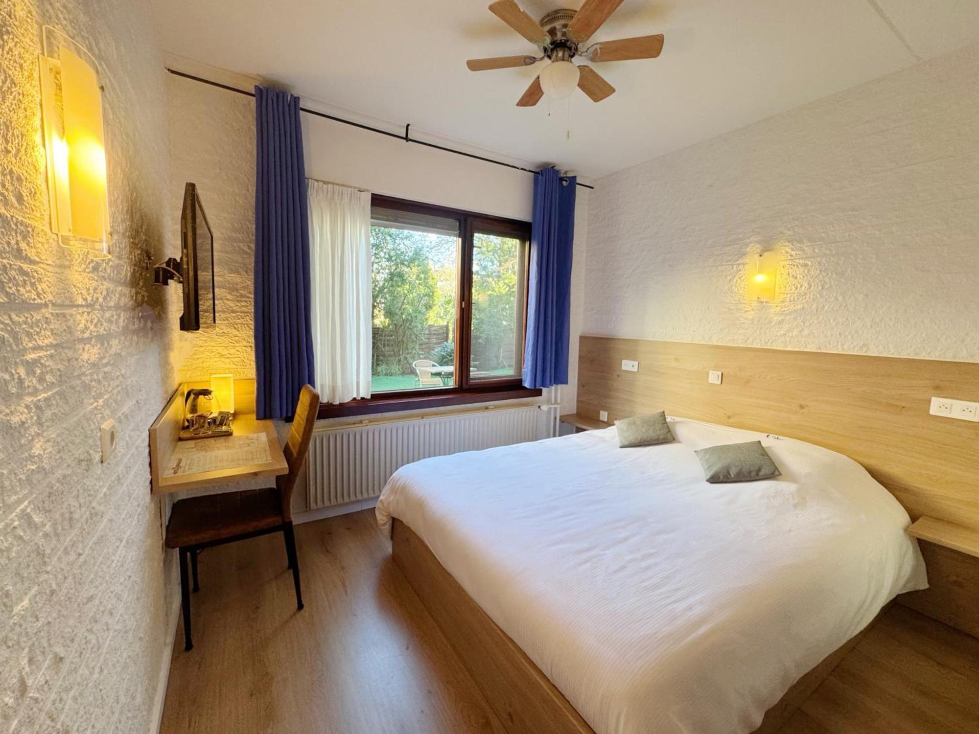 Hotel Дордрехт Экстерьер фото