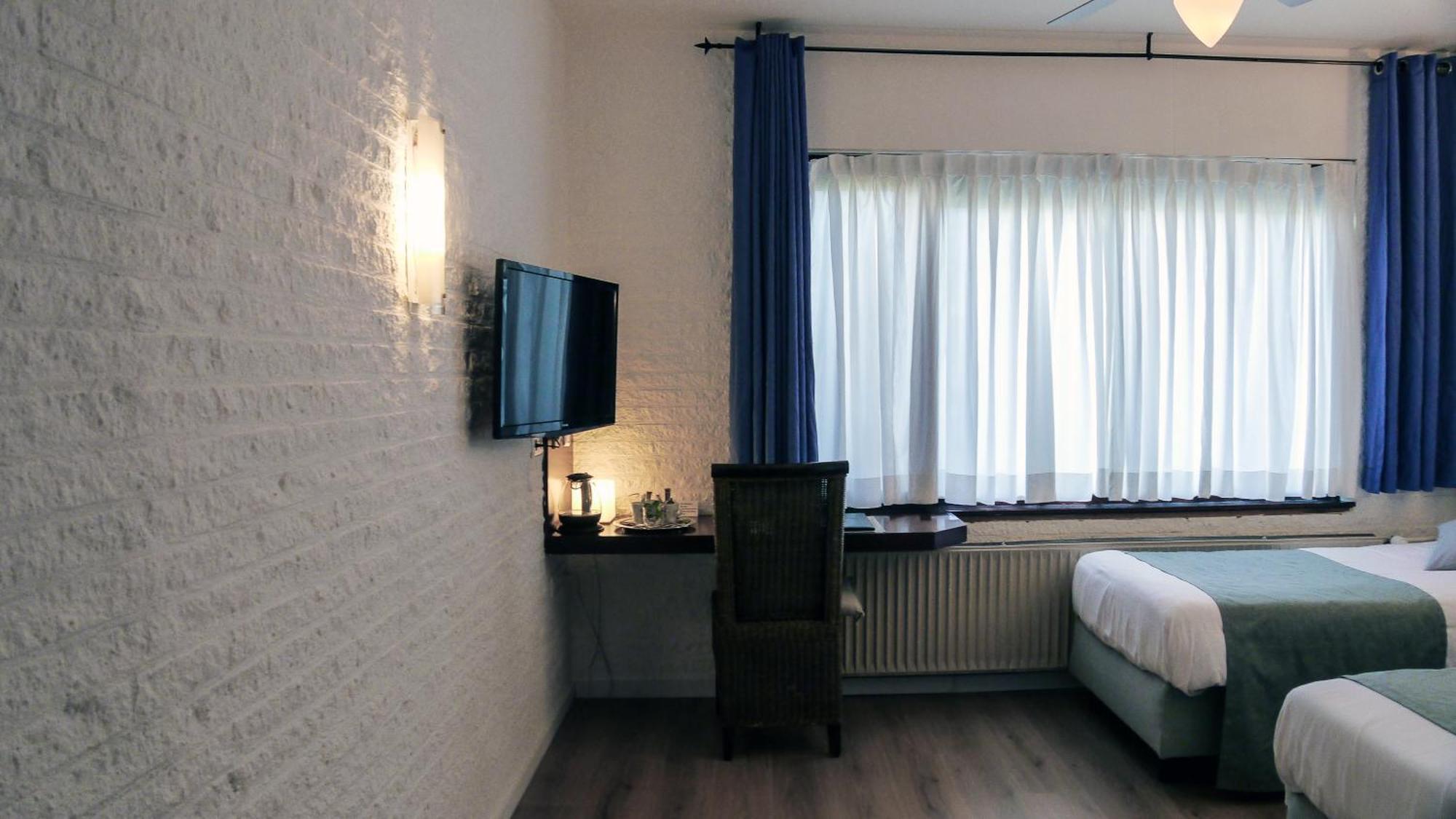 Hotel Дордрехт Экстерьер фото