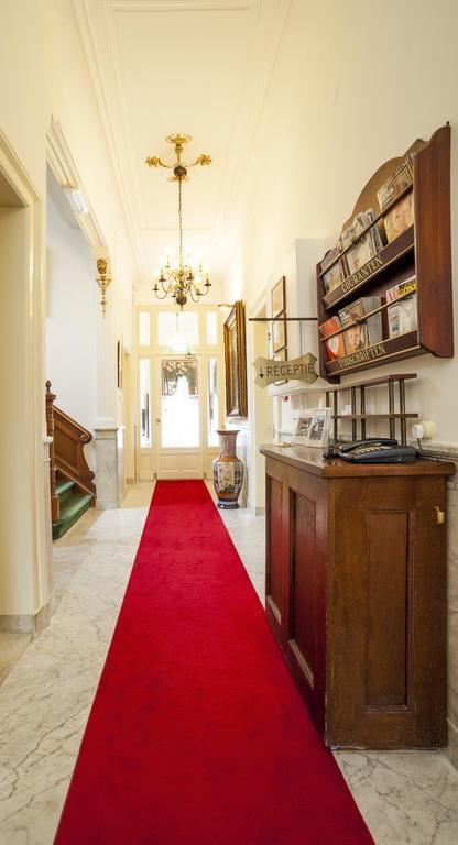 Hotel Дордрехт Экстерьер фото