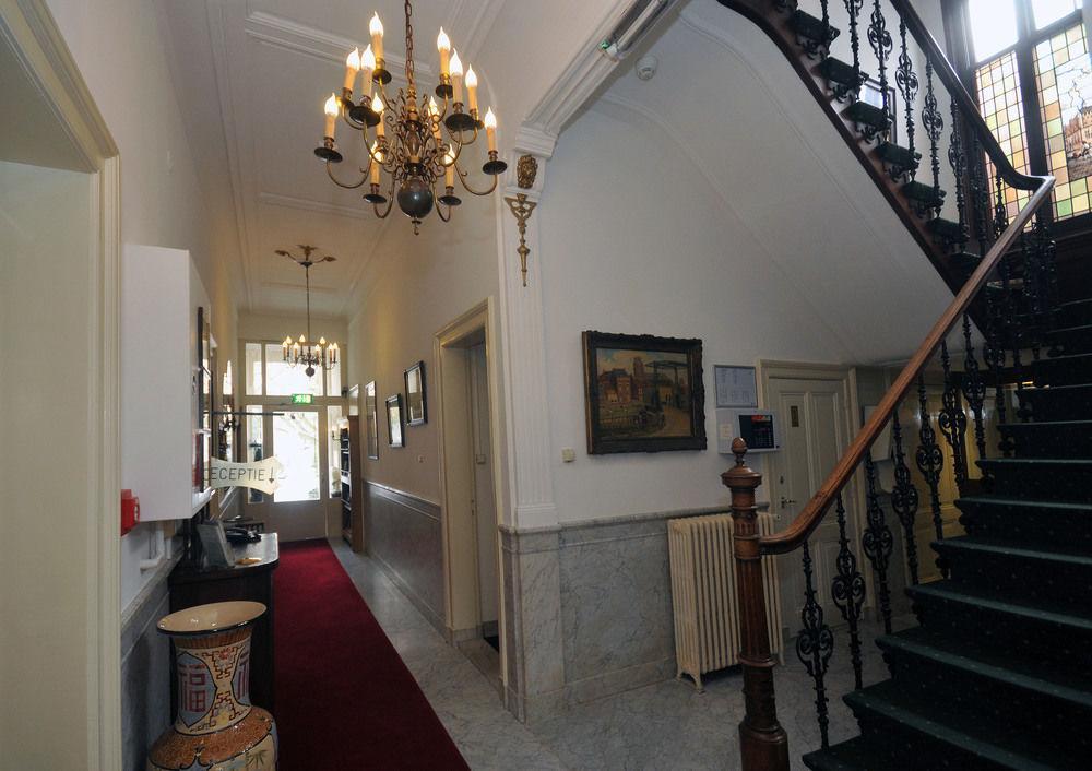 Hotel Дордрехт Экстерьер фото