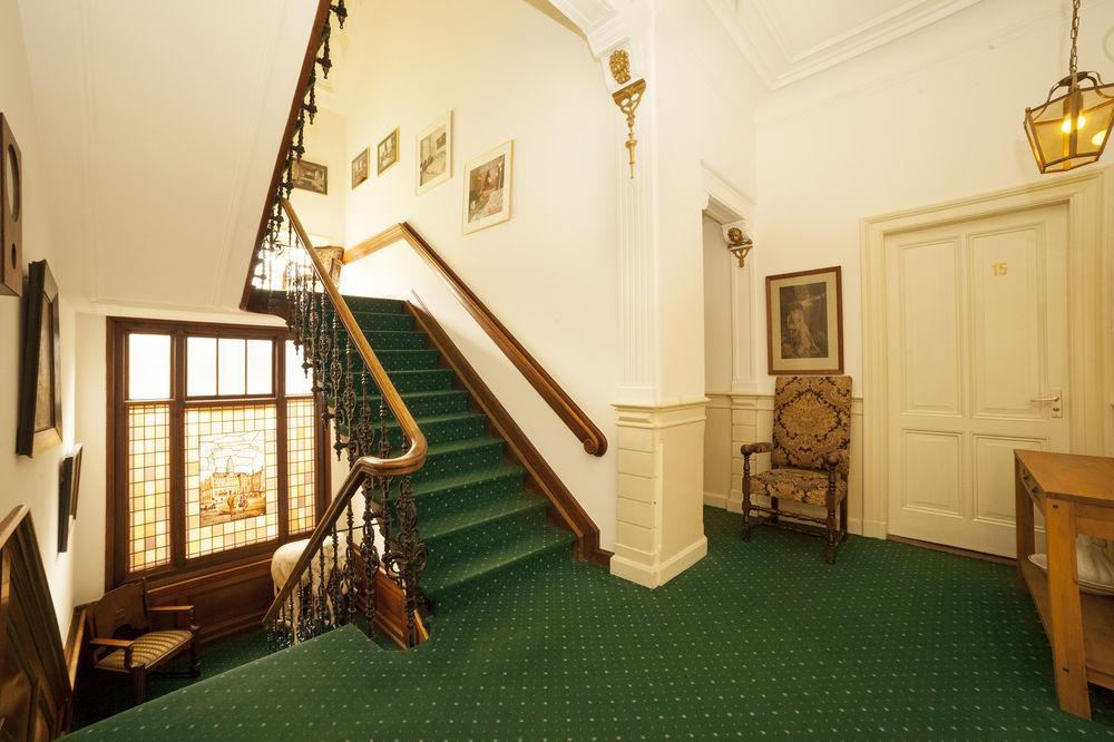 Hotel Дордрехт Экстерьер фото