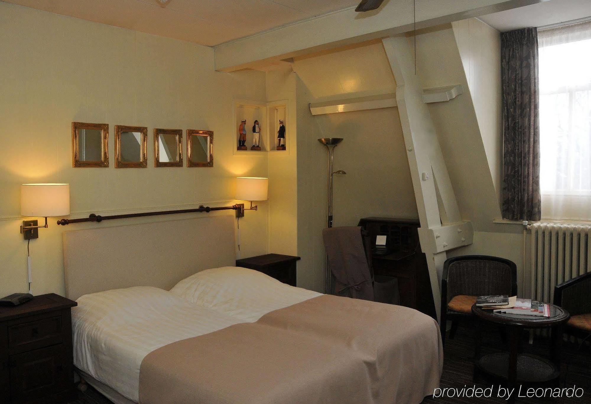 Hotel Дордрехт Экстерьер фото